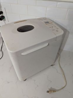 Breadman TR800  Bread Machine Used