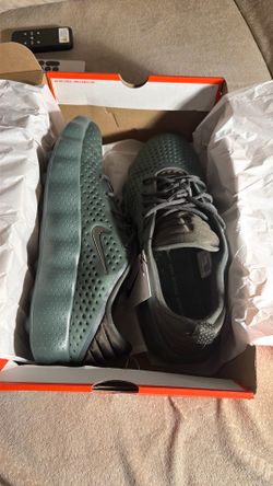 Nike Mind 002