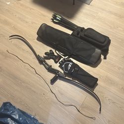 Adult bow & arrow