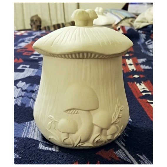 VINTAGE 1970'S UNGLAZED 2nd FROM SMALLEST MUSHROOM KITCHEN JAR