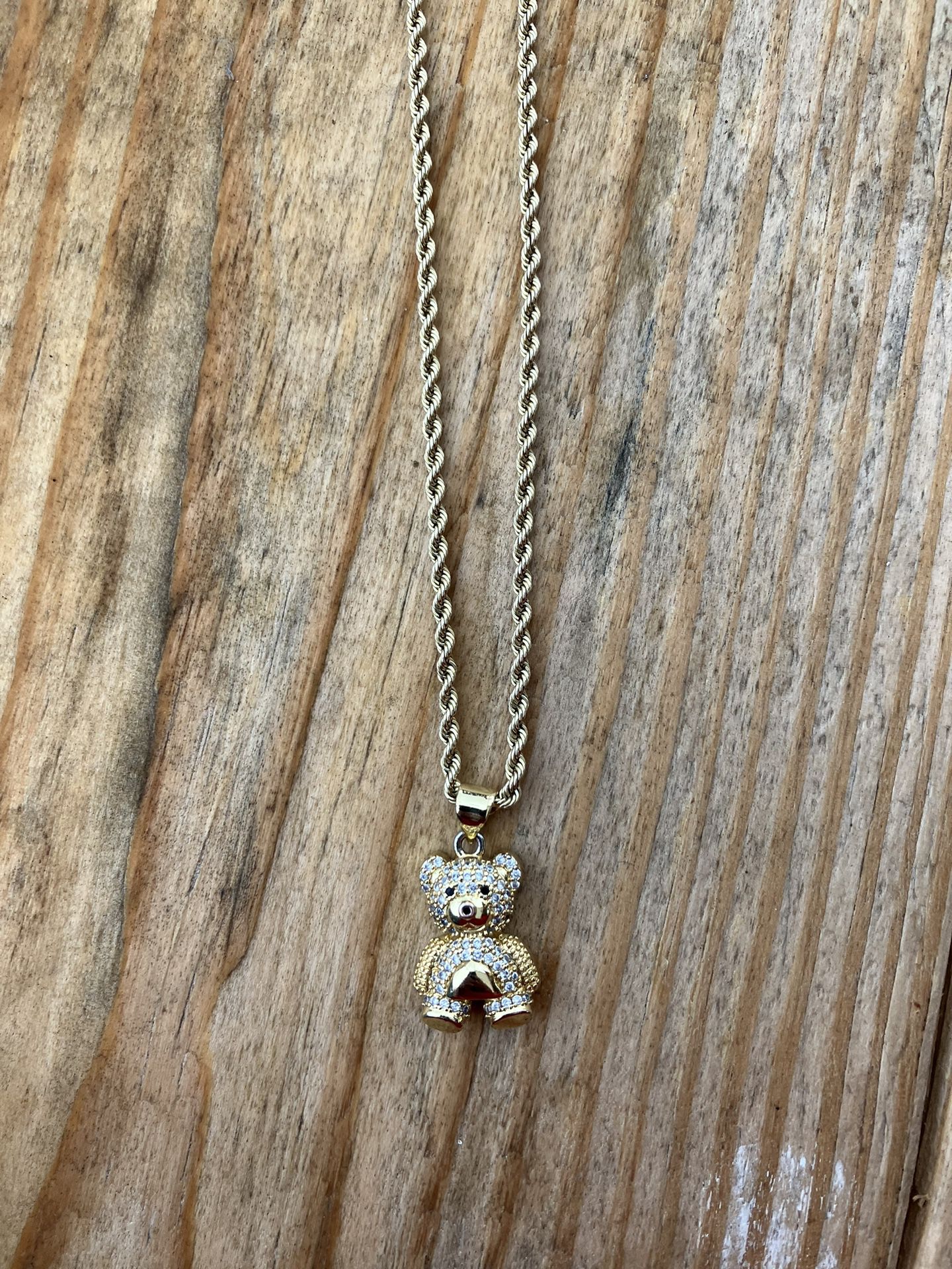 18” 10k Gold Rope Chain With Diamond Teddy Bear Pendant