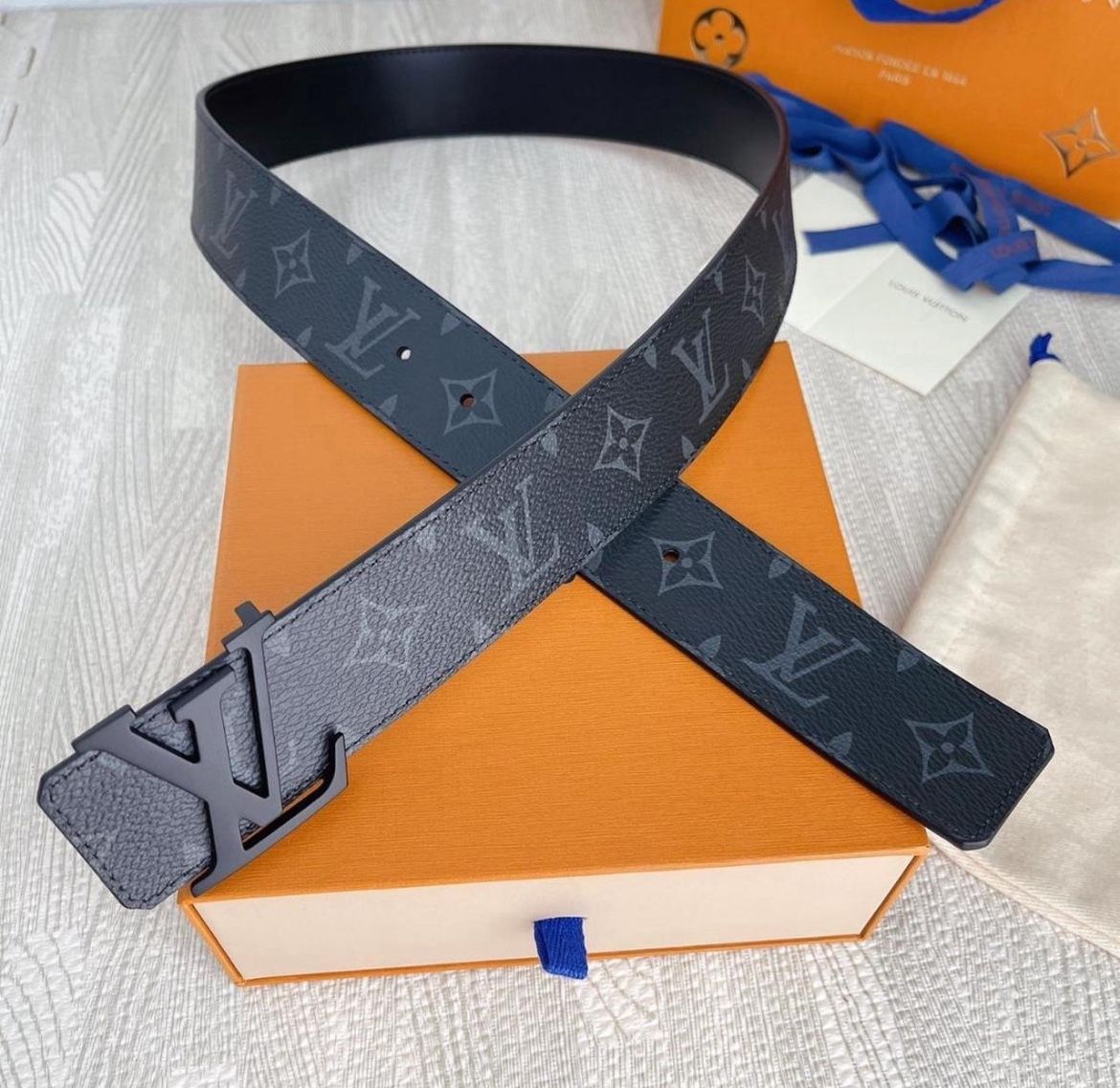 Louis Vuitton Belt Size 33