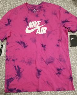 NIKE MEN'S LARGE TSHIRT NEW WITH TAGS