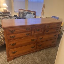 Solid Wood Dresser W Mirror 
