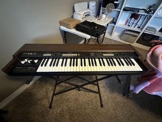 Roland VK7