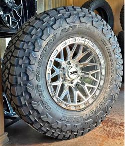 XM wheels & 35/12.50/17