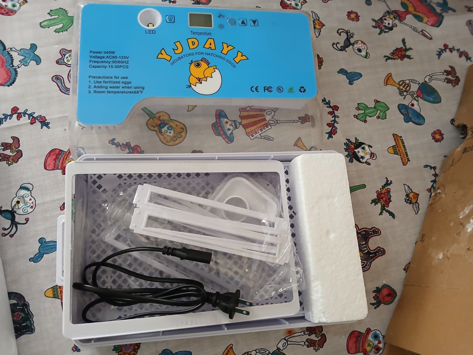 Eggs Incubators