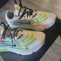 MENS NIKE AIR MAX EXOSENSE SE CV3016 100 SIZE 9 Man's 