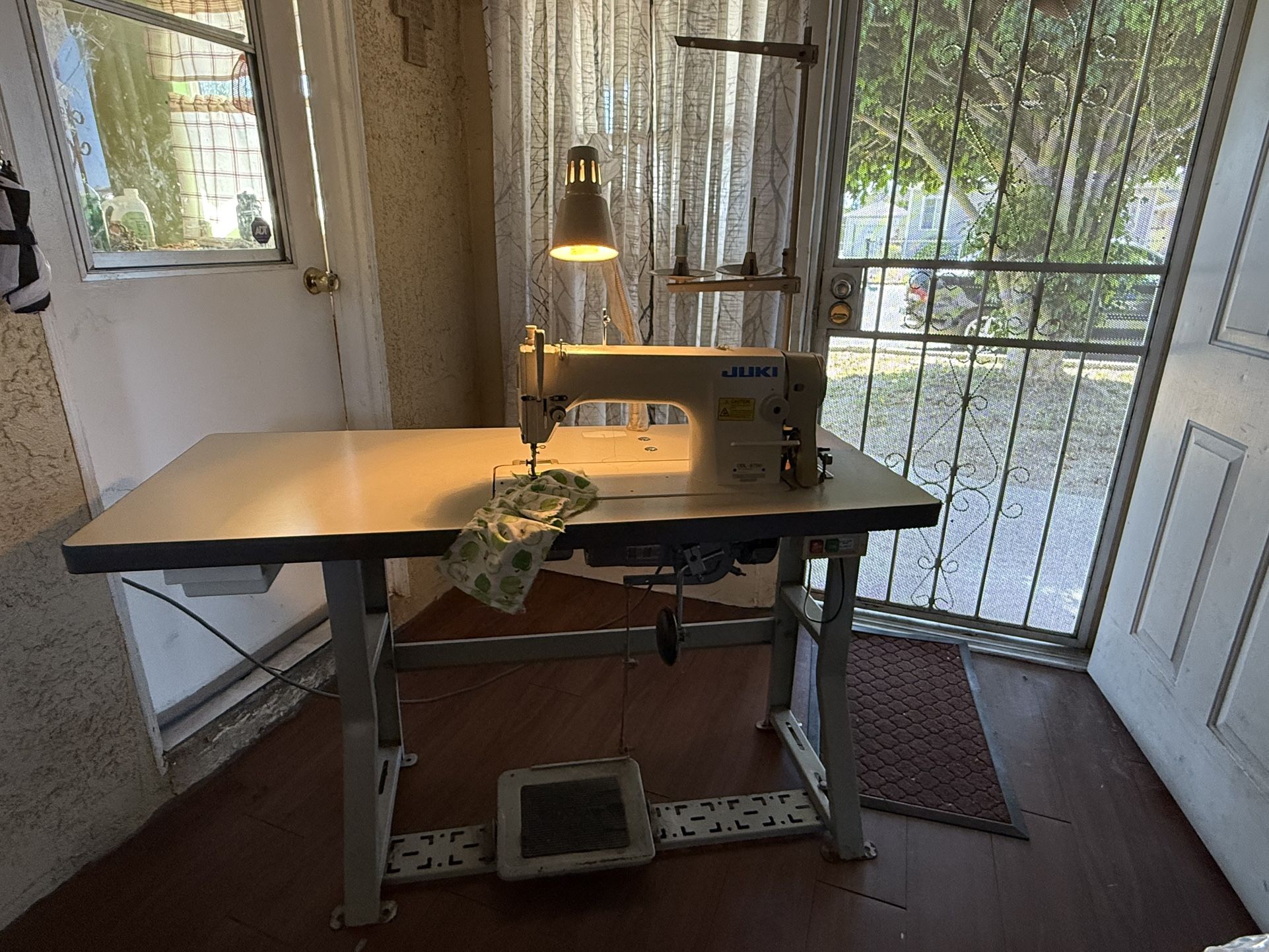 Juki Sewing Machine
