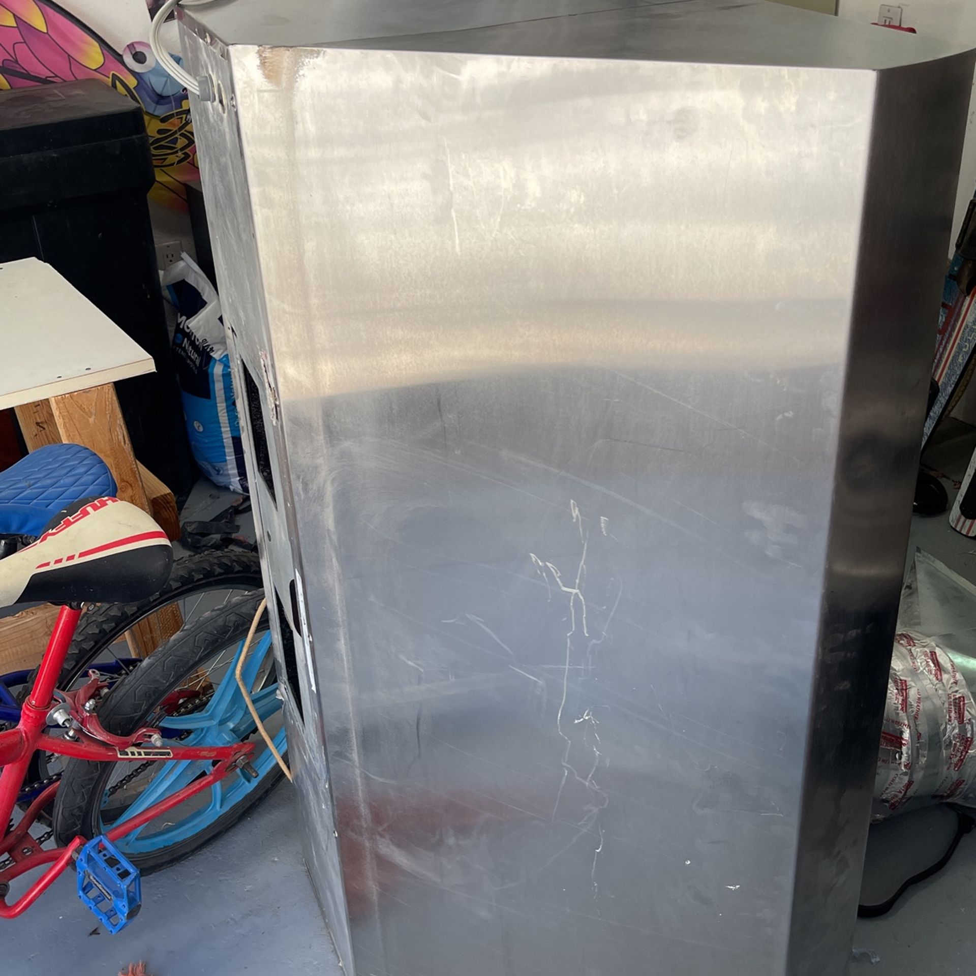 Wolf 48’ Oven Hood With Built in Warmers