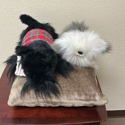 2 Dog Puppets