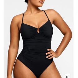 Smart Sculpt U-Ring Cut Out Shaping Swimsuit