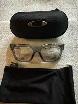OAKLEY OPTICAL GLASSES