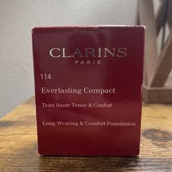 Clarins Everlasting Compact Foundation 