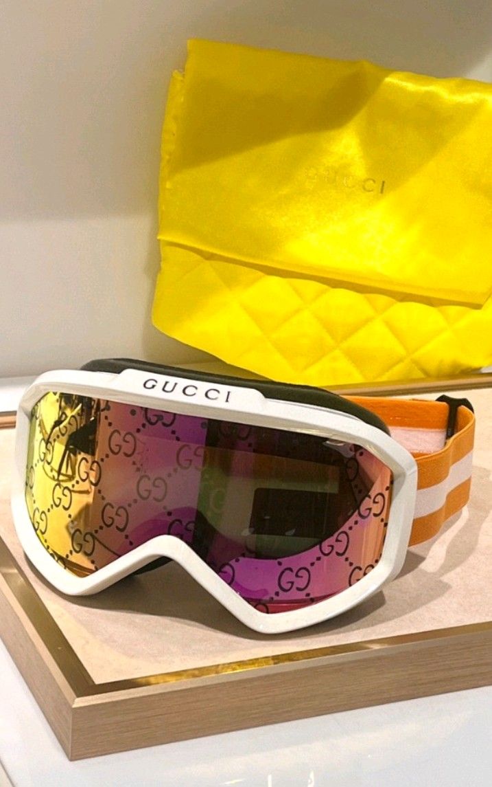 NEW Gucci