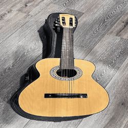 Acoustic Guitar - Wonderful Sound and Traditional Build board relate