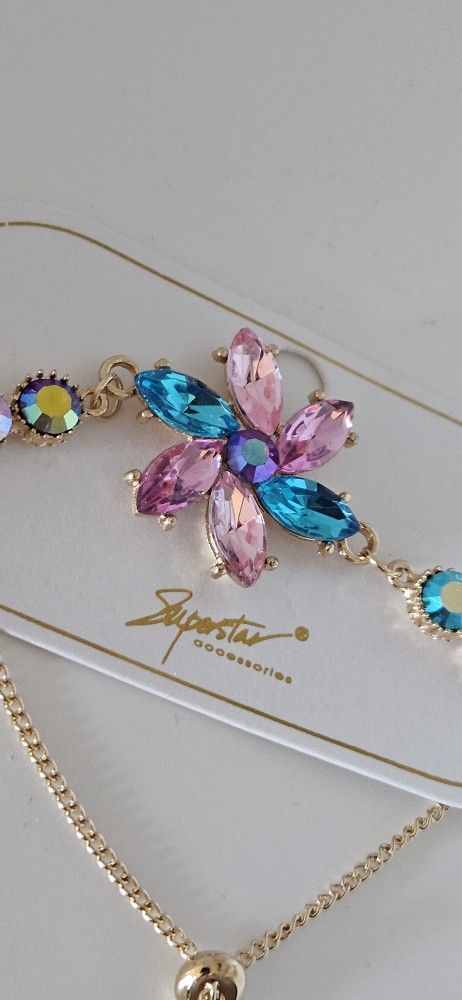 Flower 🌸 Bracelet New