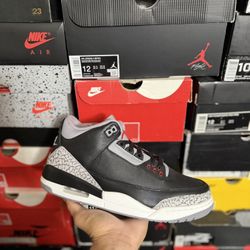 DS 2024 Jordan Black Cement 3s size 10