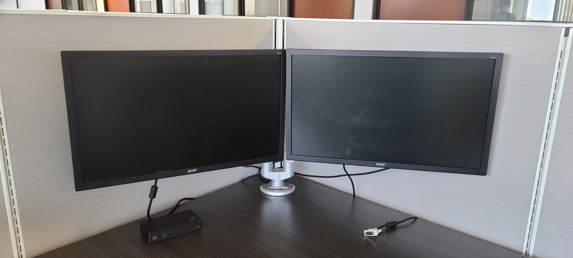 Acer LED 24" monitors and monitor arms
