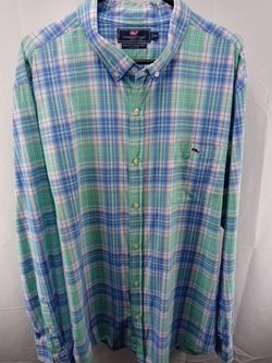 Vineyard Vines Mens Size 2XL Multi Colored Oceanic Plaid Whale Shirt. Great condition awesome color combination and design