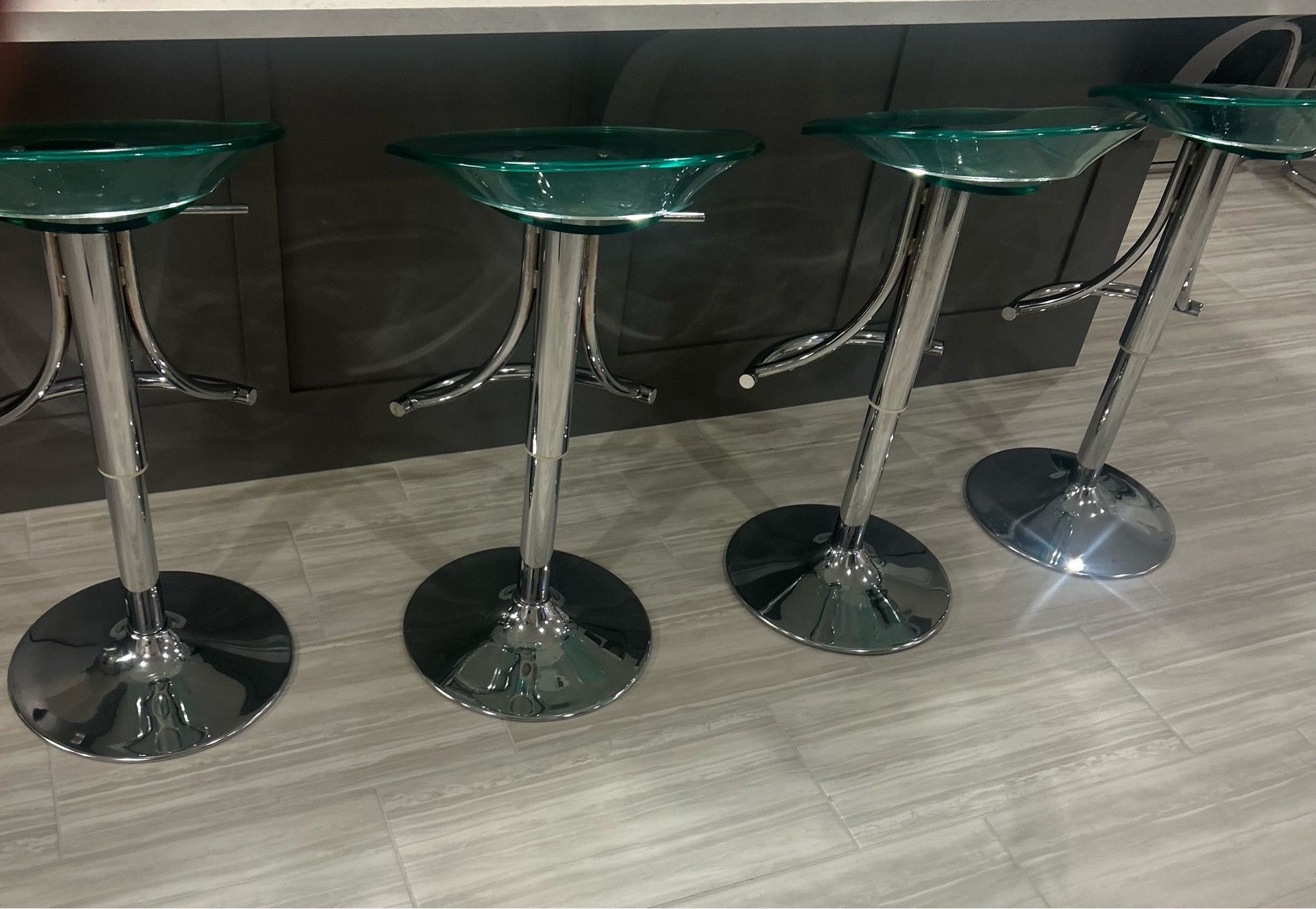 4 bar chairs for $40