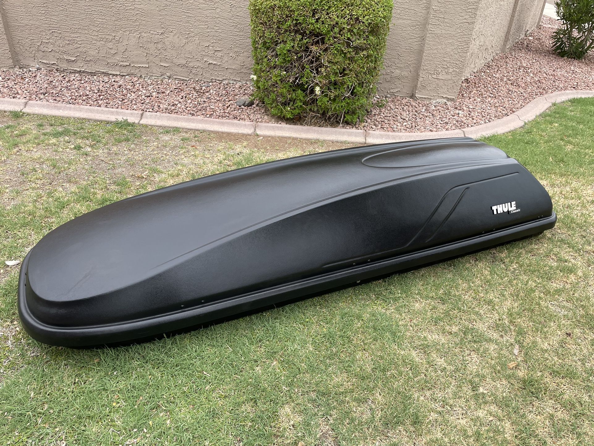 Thule Classic Rooftop Cargo Box