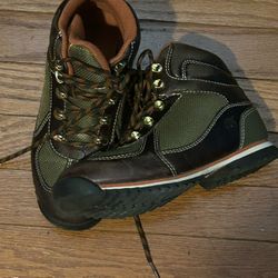 20$ Brown  Timberland  Boots hikers size 3y