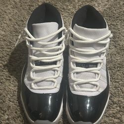 Been used no box 2017 Jordan 11