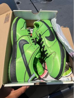 Nike SB power puff buttercup