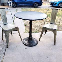 TABLE AND 2 CHAIRS