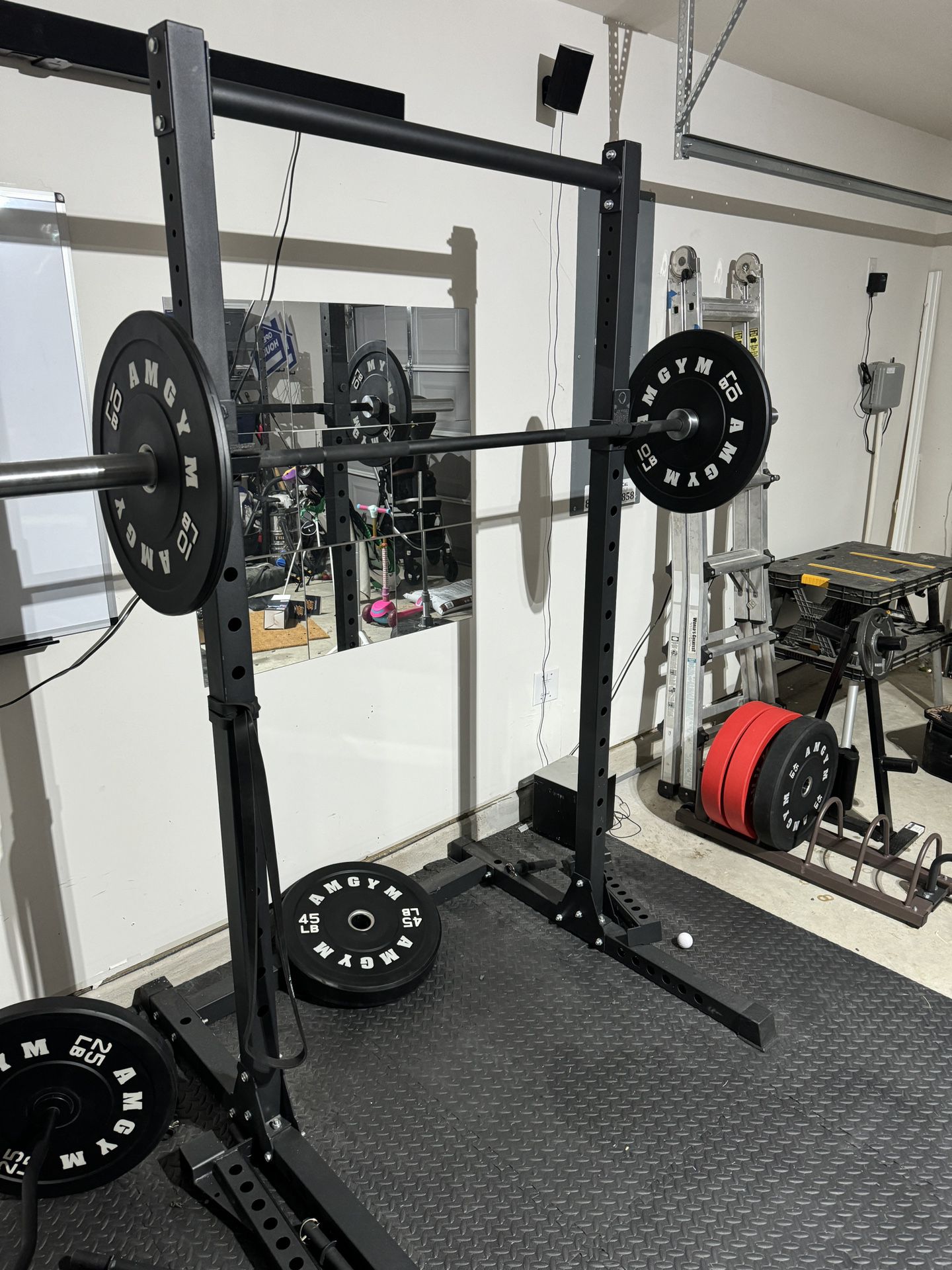 Home Gym Equipment Squat rack