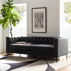 Black Leather Tufted Sofa/Couch 84’