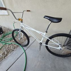 24 Inch SE Quadangle 