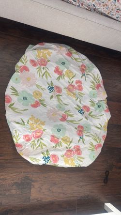 Fitted sheet for crib