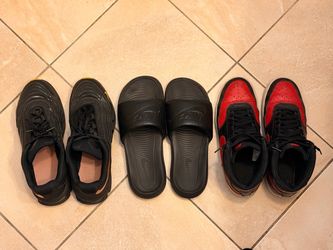 Nike Shoes Bundle – Sneakers and Slides