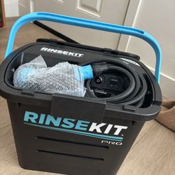 Rinse Kit For Hot Shower 3.5 Gallons With Car And Wall Charger 