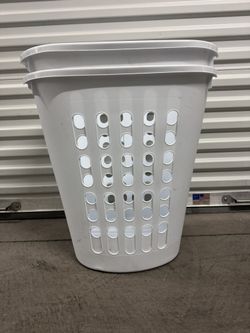 2 Plastic Laundry Baskets No Lids