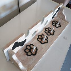 Doggie Accessories Hanger. 