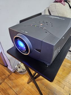 Projector Christie Lw25