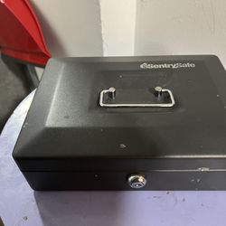 SentrySafe CB-12 Cash Box with Privacy Key Lock with Money Tray - Dark Gray