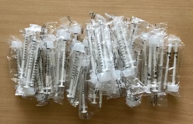 1 ml and 5  ml Multi-Purpose Dispensing Syringes. NO NEEDLES
