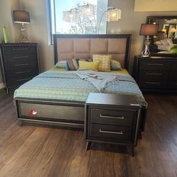 Brand New! 7pc Queen/king Bedroom Set 😍/ Take it home with $39down/Hablamos Español Y Ofrecemos Financiamiento 🙋 