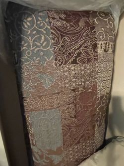 CAL KING COMFORTER