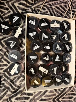 Valentino Acrylic Pigment