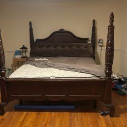 Free Nice Bed Whit Nice Ana Clean Matres 