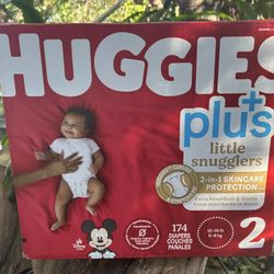 New Box Huggies Little Snugglers Diapers 