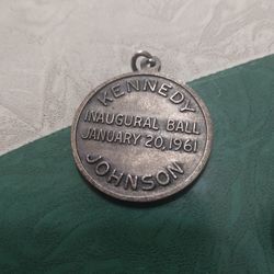 1960,s Pendant President Kennedy And Johnson 