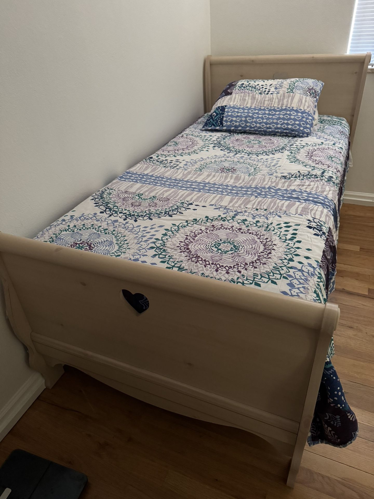 Twin Bed Frame And Dresser Set