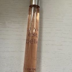 La Vie Est Belle Eau De Parfum Spray 0.34 fl. oz.