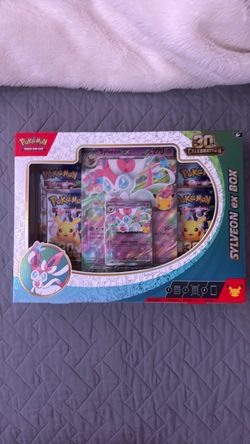 Sylveon ex box 30 celebration